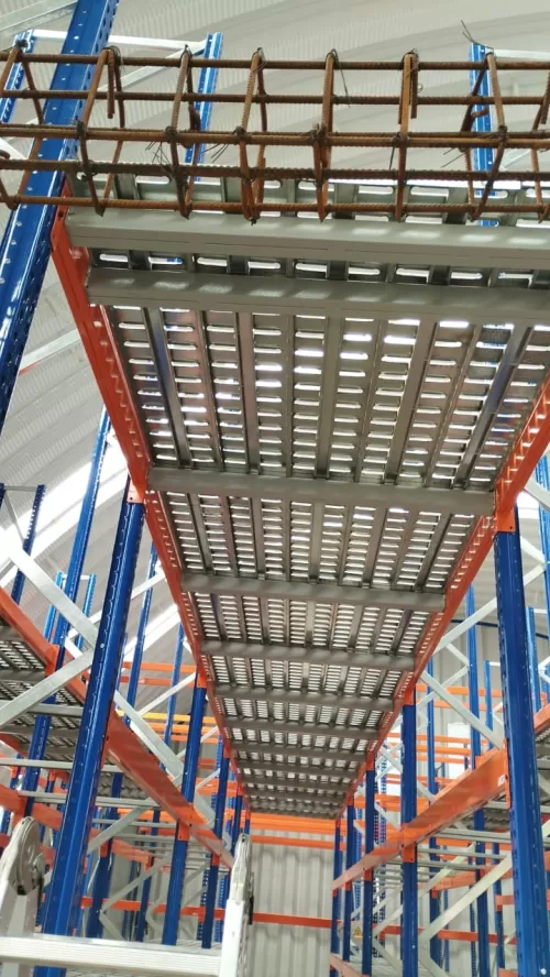 pasillos elevados metálicas costa 